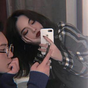 二次元美女18🚫隐私免费
